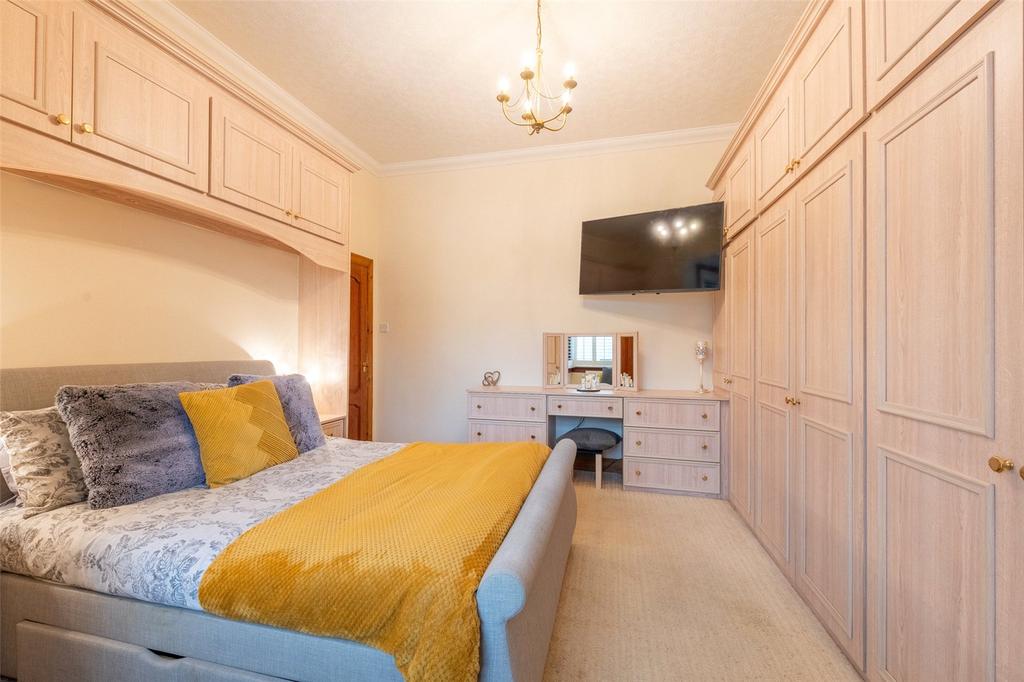 Abbey Grange 8988