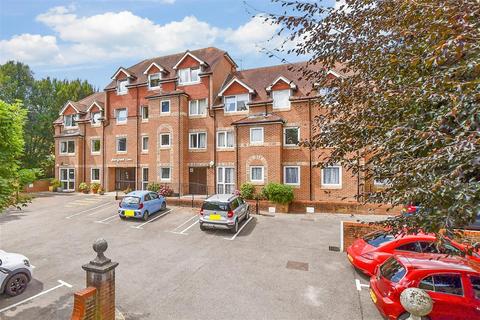 2 bedroom flat for sale, Merryfield Court, Tonbridge TN9