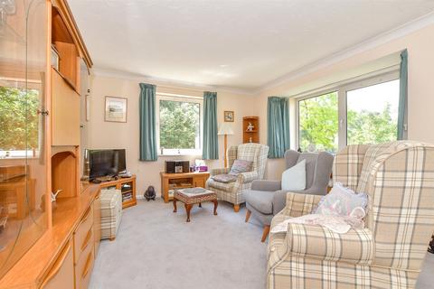 2 bedroom flat for sale, Merryfield Court, Tonbridge TN9