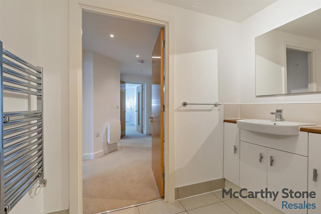 8656780-interior16-800.jpg