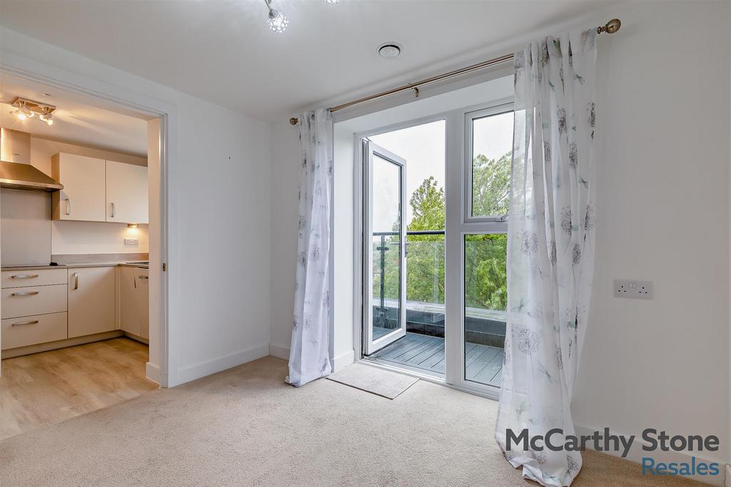 8656780-interior08-800.jpg