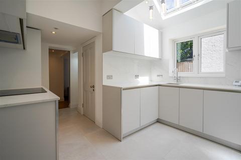 undefined, London Road, Ascot