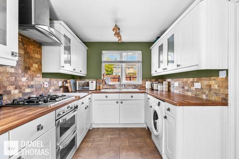 59 Greenwich Way, Waltham Abbey, EN9 3YR