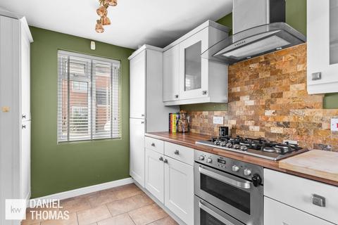 59 Greenwich Way, Waltham Abbey, EN9 3YR