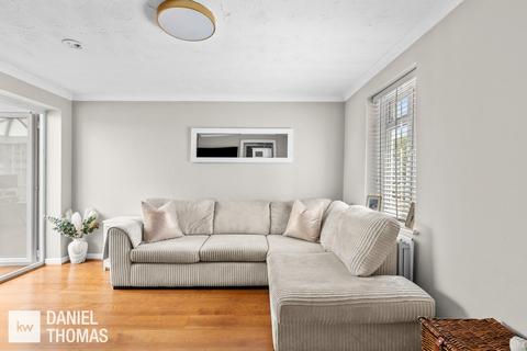 59 Greenwich Way, Waltham Abbey, EN9 3YR