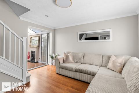 59 Greenwich Way, Waltham Abbey, EN9 3YR