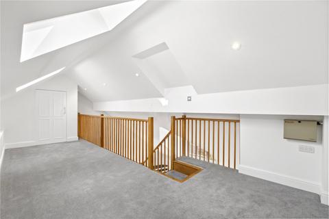 2 bedroom apartment for sale, Prince Of Wales Terrace, Chiswick W4