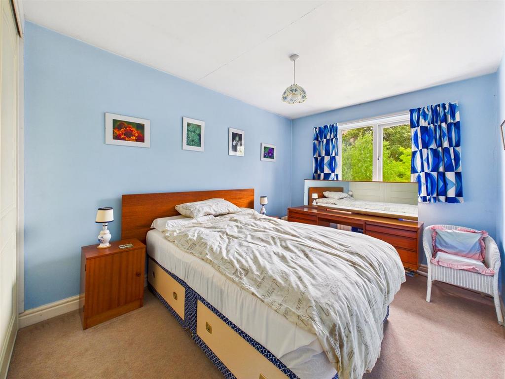 CAM01555 G0-PR0219-STILL005.jpg