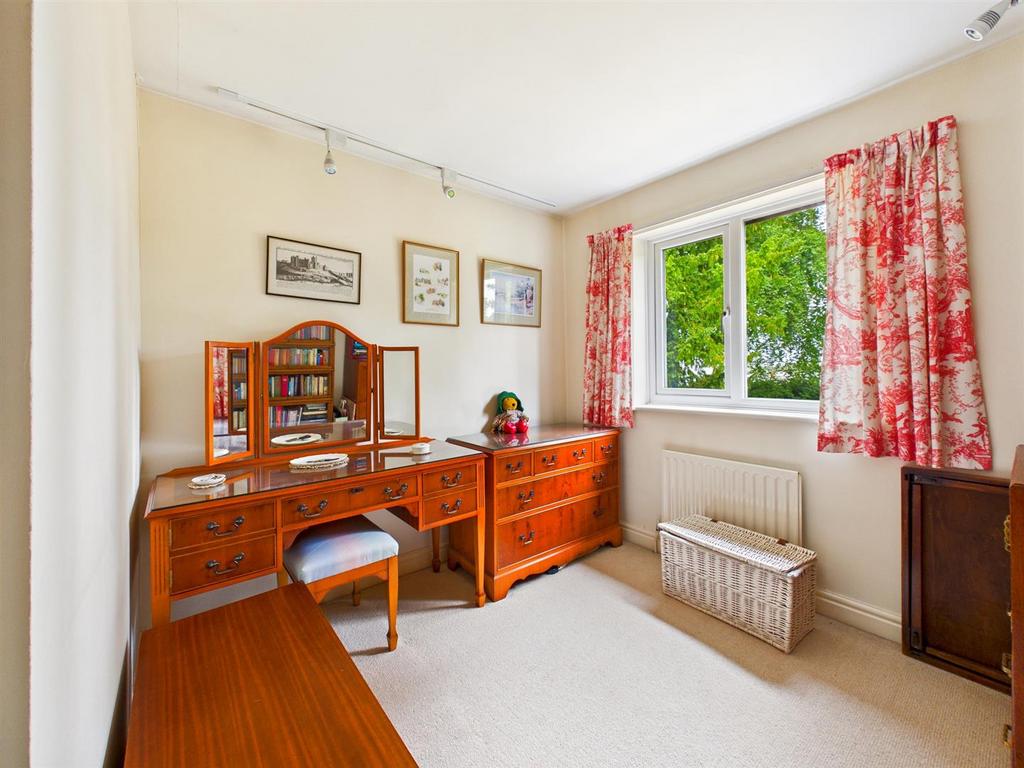 CAM01555 G0-PR0219-STILL003.jpg