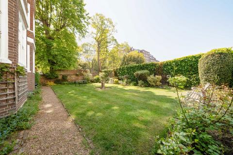 1 bedroom flat for sale, Garden Road, London NW8