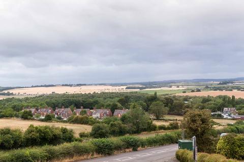 4 bedroom terraced house for sale, Houldsworth Crescent, Bolsover, S44