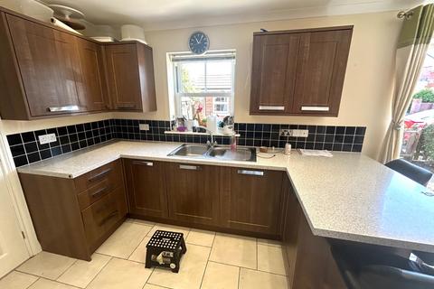 4 bedroom detached house to rent, Mortimer Road, Montgomery, Powys, SY15