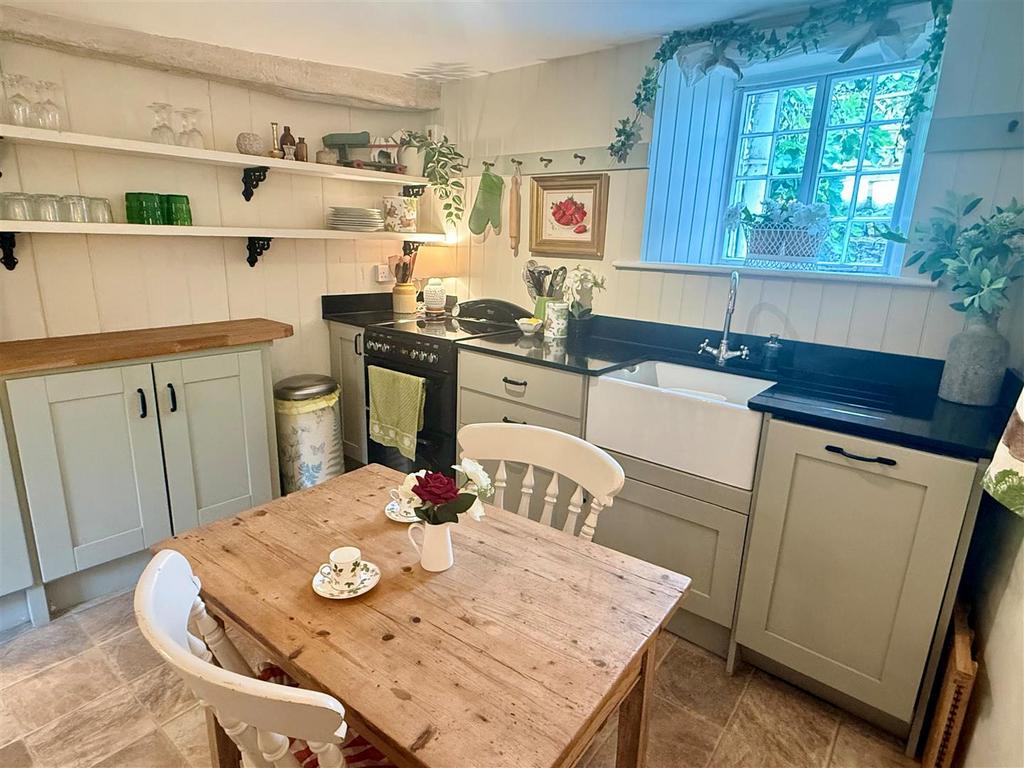 Kitchen netherton.jpg