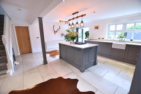 24 Blackthorn Drive, Great Coates, Grimsby, DN37 9PX