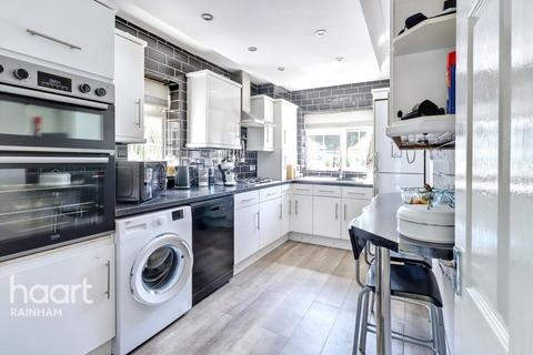 undefined, South End Road, Rainham, RM13 7XU
