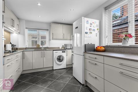 3 bedroom semi-detached house for sale, Rossett Avenue, Timperley, Cheshire, WA15