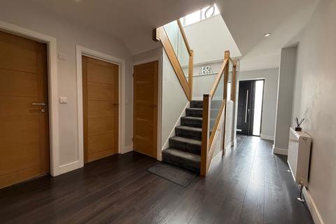 1 Kent Close, Wirral, CH63 0EF