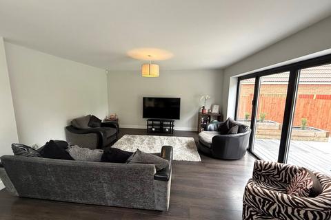 1 Kent Close, Wirral, CH63 0EF