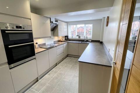 3 bedroom detached house for sale, Fosse Close, Borrowash, Derby, DE72
