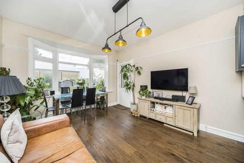 20 Wyatt Park Road, London, SW2 3TP