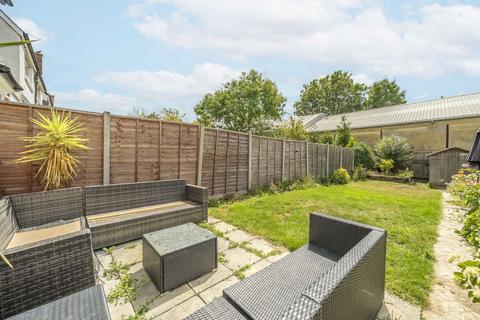 20 Wyatt Park Road, London, SW2 3TP