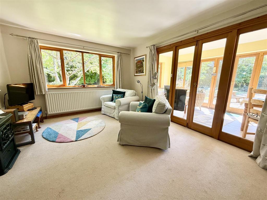 Annexe lounge