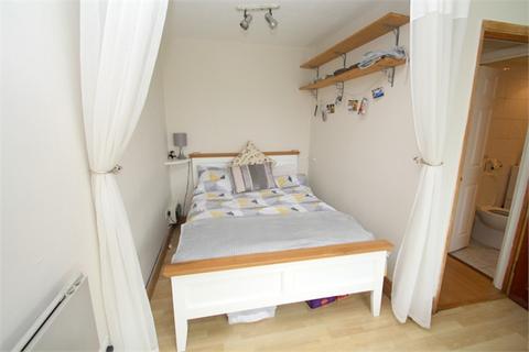 undefined, Kingston Road, Staines-upon-Thames, TW18