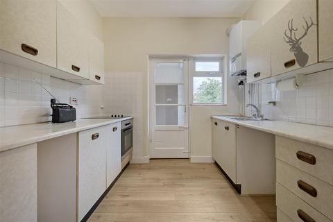 3 bedroom end of terrace house for sale, Mayfield Road, London E4