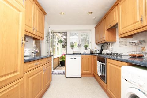 12 Eliot Close, Kettering, NN16 9XR