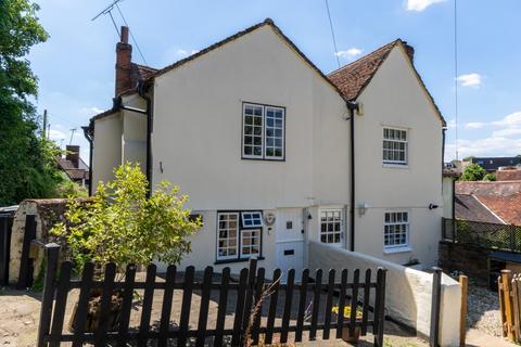Grove Hill, Essex CM24
