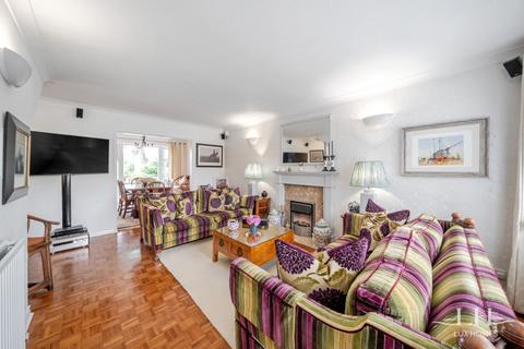 4 bedroom detached house for sale, Pittman Close, Brentwood