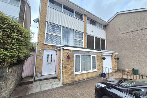 44 Caemawr Gardens, Porth, CF39 9DB