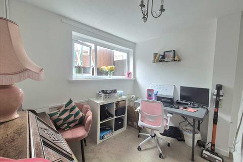 44 Caemawr Gardens, Porth, CF39 9DB