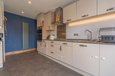 54 Crossway, Rogiet, Caldicot, NP26 3SJ
