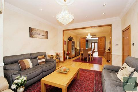 20 Redcliffe Gardens, Ilford, IG1 3HQ