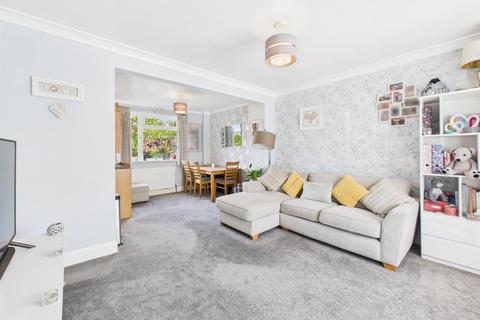51 Beverley Road, Ruislip, HA4 9AL
