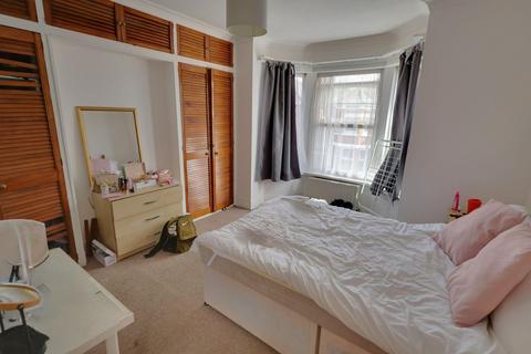 4 bedroom semi-detached house for sale, Harold Road, Shirley, Southampton