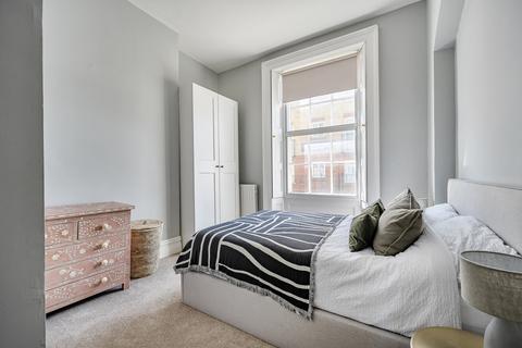 2 bedroom flat for sale, St. Peter Street, Winchester, Hampshire, SO23