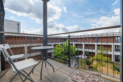 2 bedroom retirement property for sale, Queensway, Leamington Spa