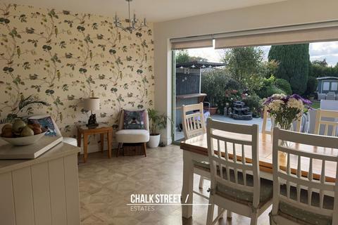 269 Warren Drive, Hornchurch, RM12 4PN