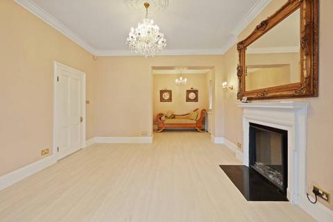undefined, Regents Park NW1