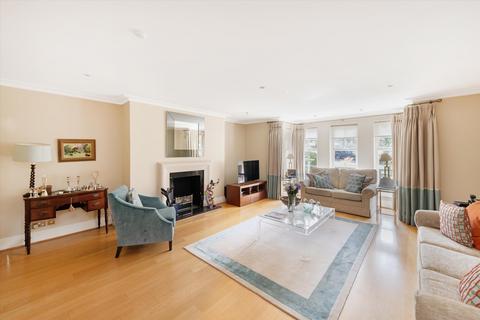 undefined, Mountview Close, London, NW11