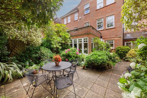 undefined, Mountview Close, London, NW11