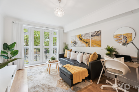 1 bedroom apartment for sale, Runway Close, London NW9