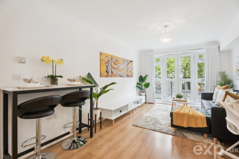 1 bedroom apartment for sale, Runway Close, London NW9