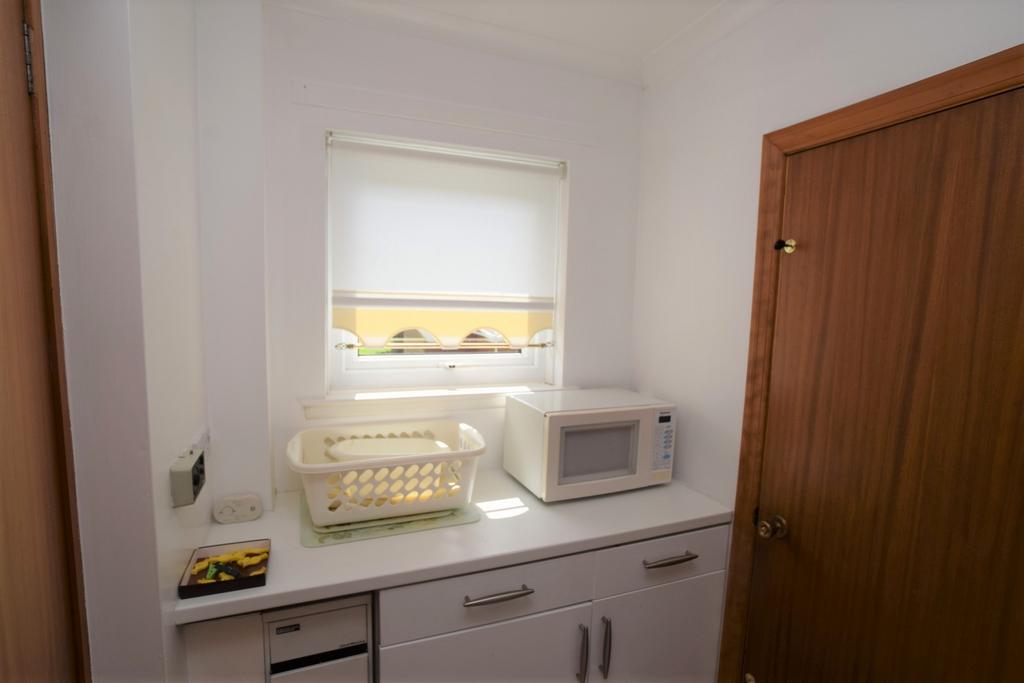 7 George Douglas Drive, Dumfries, DG2 7 ER - Grieve