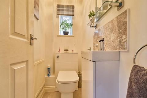 3 bedroom detached house for sale, Bearsden Crescent, Hinckley