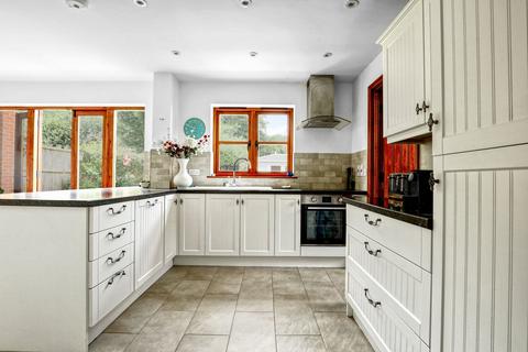 undefined, Bird Court, Colliers End, SG11