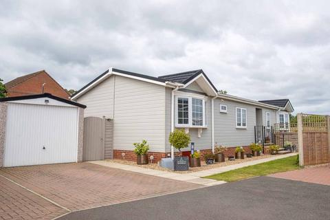 2 bedroom park home for sale, Great Bricett Ipswich