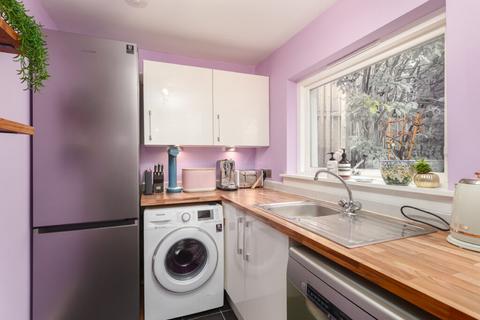 2 bedroom cottage for sale, 22 Canaan Lane, Morningside, EH10 4SY